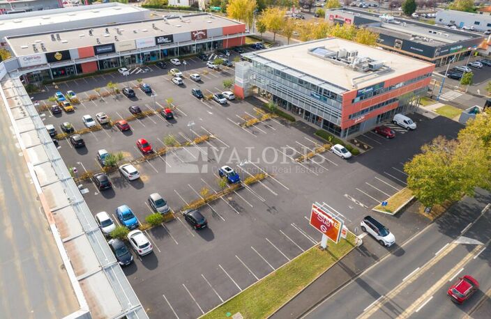 LOCAL COMMERCIAL à LOUER — photo 2