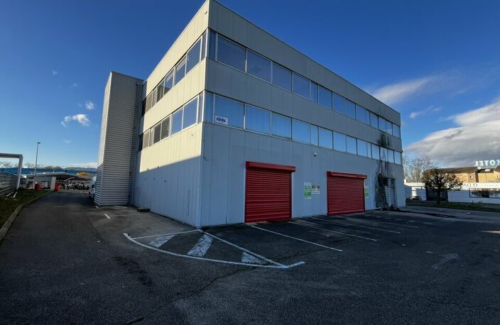 LOCAL COMMERCIAL à LOUER — photo 2