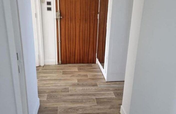Appartement - 72m² - Laon — photo 4