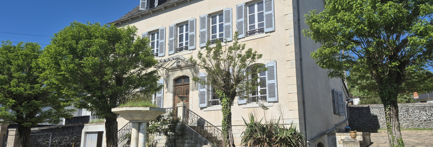 Maison 8 Pièces 270 m² à vendre à Espalion (12500)