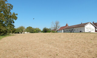 Terrain  2300 m² à vendre à Saint-Germain-du-Bois (71330)