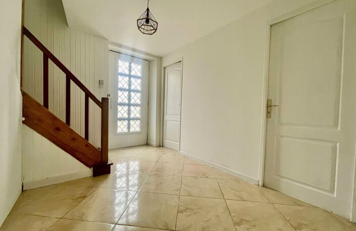 vente maison - 4 pièce(s) — photo 2