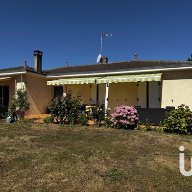 Maison 9 pièces 240400 €