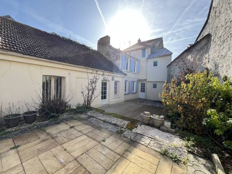 Maison de bourg de 6 pièces principales — photo 1