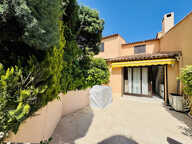 BOULOURIS BASTIDON 3PIECES EN DUPLEX DANS RESIDENCE FERMEE AVEC PISCINE — photo 2