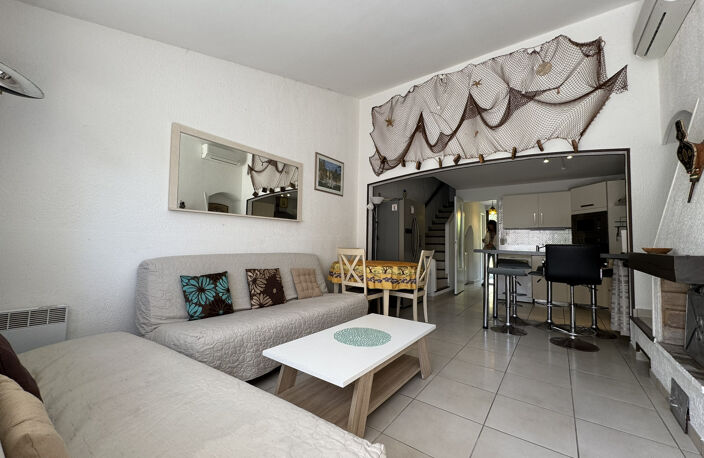 BOULOURIS BASTIDON 3PIECES EN DUPLEX DANS RESIDENCE FERMEE AVEC PISCINE — photo 5