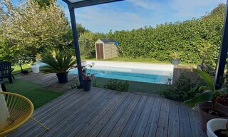 Maison 5 Pièces 236 m² à vendre à Saint-Bonnet-sur-Gironde (17150)