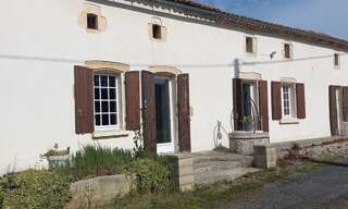 Maison 5 Pièces 236 m² à vendre à Saint-Bonnet-sur-Gironde (17150)
