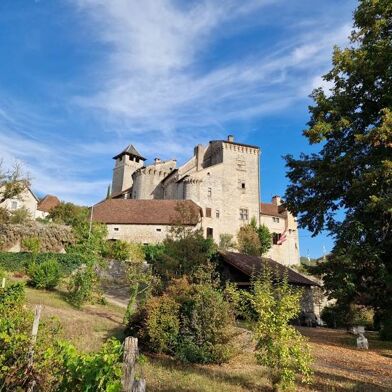 Maison 15 pièces 937800 €