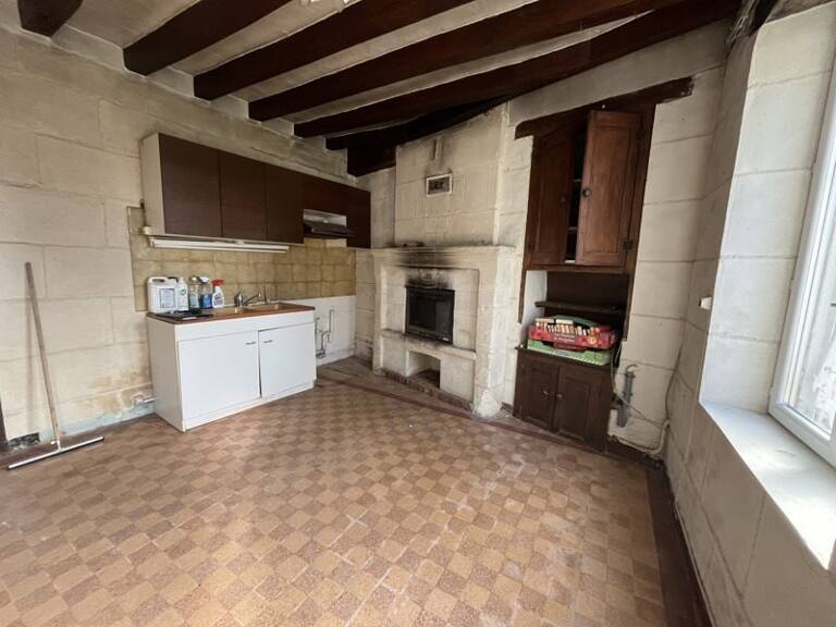 Maison en pierre de 2 pièces principales — photo 1