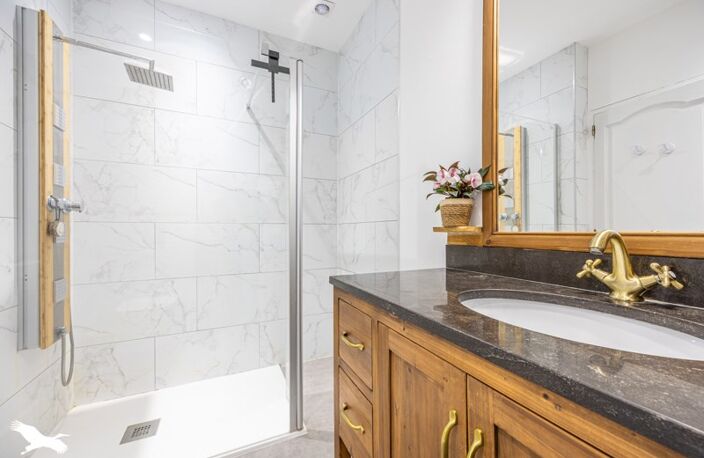Vente maison 10 pièces 350 m² Saint-Sauveur-d'Aunis (17540) — photo 5