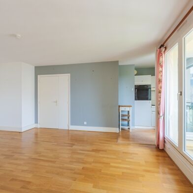 Appartement 3 pièces 254880 €