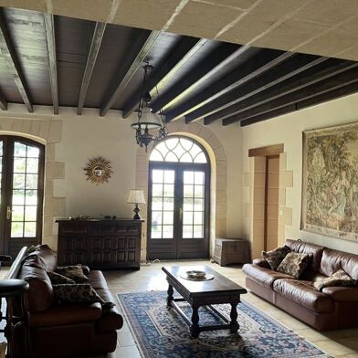 Maison 6 pièces 369600 €