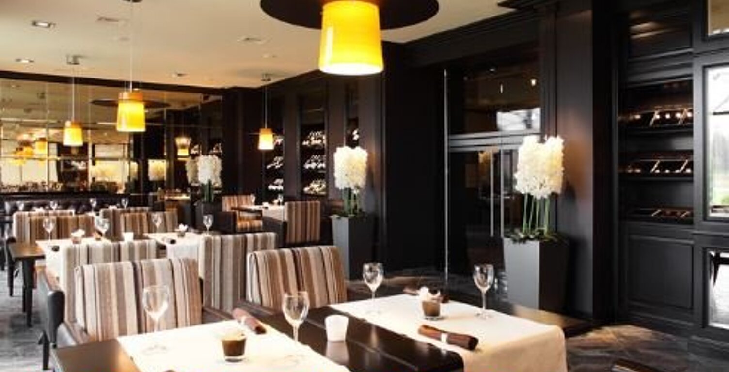 Restaurant — photo 1