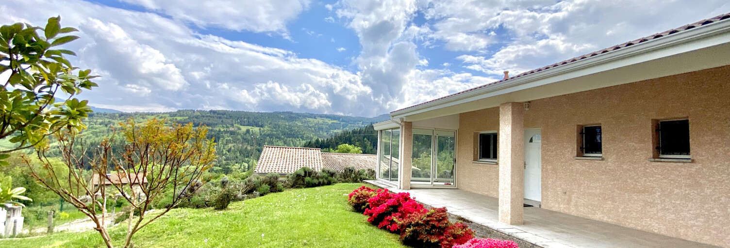 Maison 6 Pièces 90 m² à vendre à Vanosc (07690)