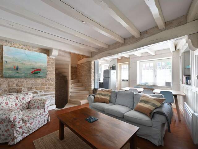 Maison sur 4 niveaux au cœur de SAINT MARTIN DE RE — photo du bien