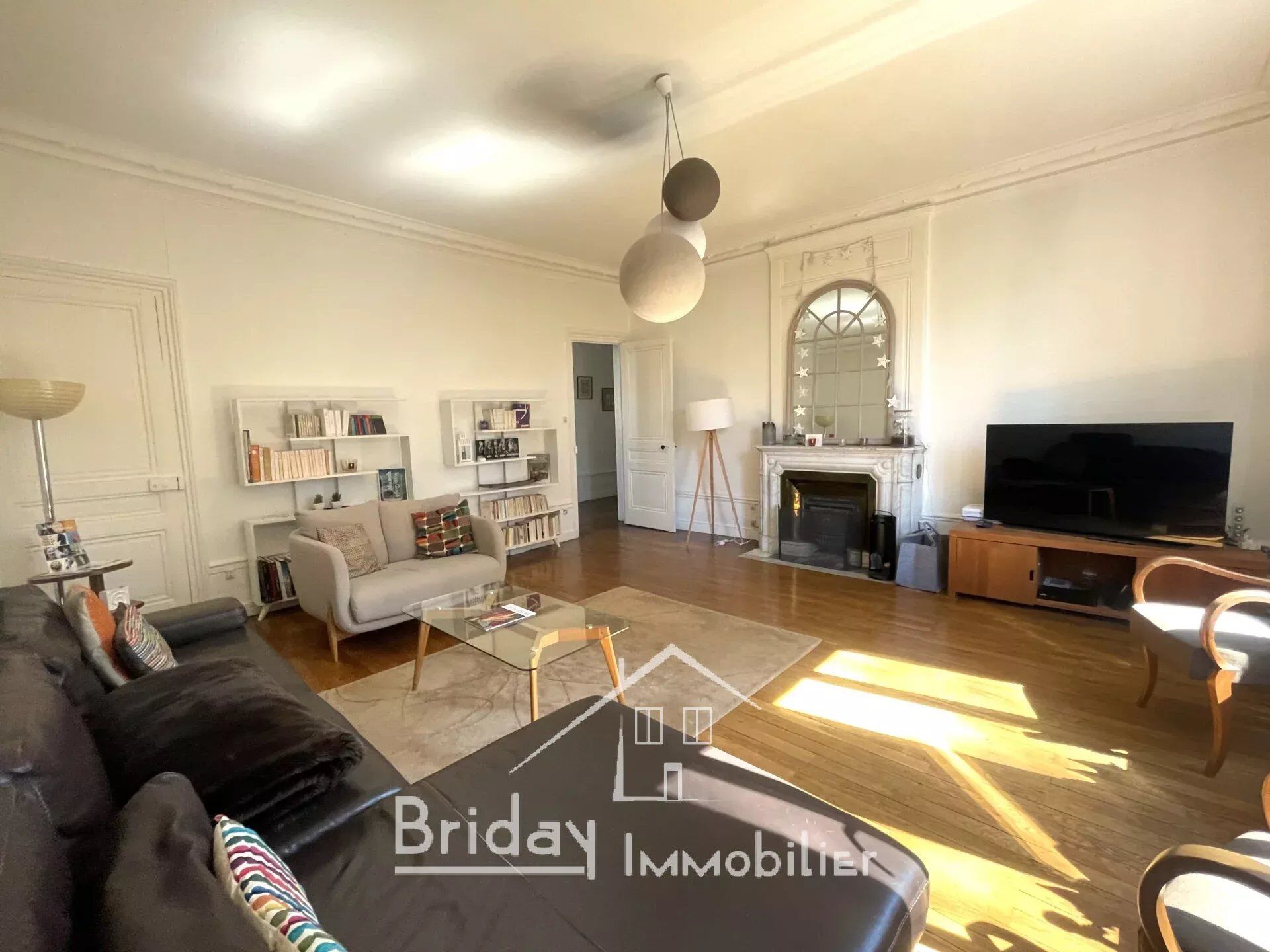 Appartement T T8