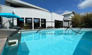 Maison 10 Pièces 320 m² à vendre à Agon-Coutainville (50230)