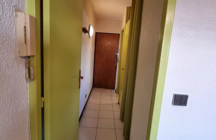 STUDIO  AVEC ALCÔVE  CENTRE VILLE — photo 4