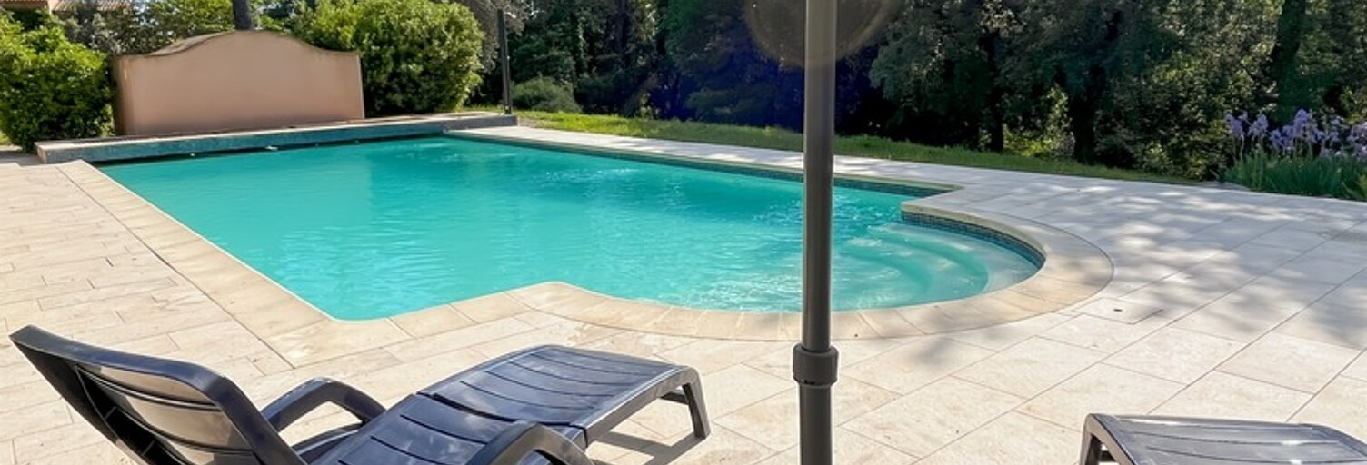 Maison 7 Pièces 210 m² à vendre à Bagnols-en-Forêt (83600)