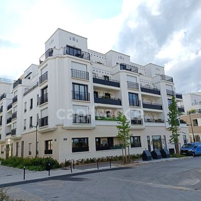 Appartement 4 pièces 466400 €