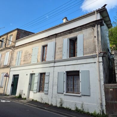 Immeuble  212000 €