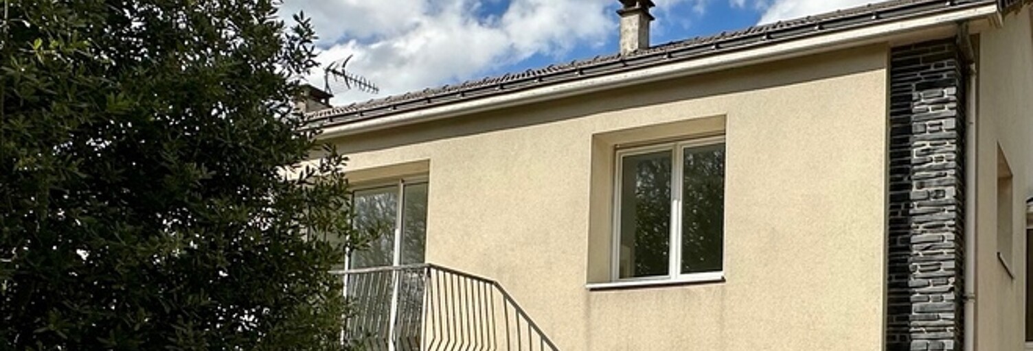 Maison 13 Pièces 175 m² à vendre à Essarts-en-Bocage (85140)