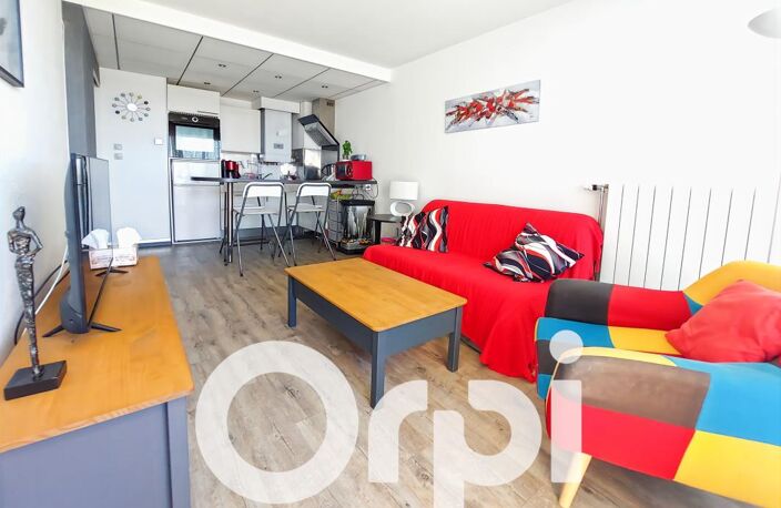 Appartement T2 Cabine Meublé avec Vue Port et Mer – Rive Droite — photo 3