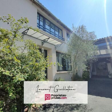 Maison 20 pièces 882000 €