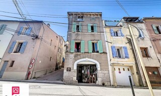 Immeuble  220 m² à vendre à Rians (83560)