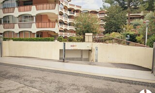 Garage  46 m² à vendre à Mandelieu-la-Napoule (06210)