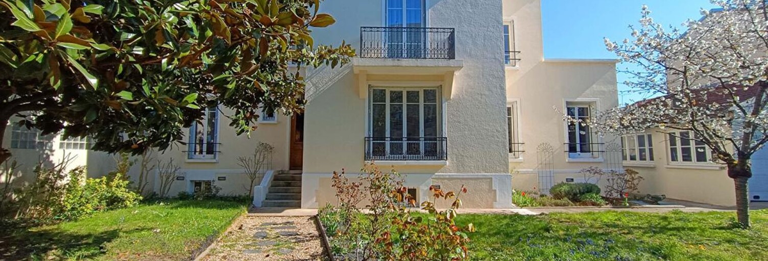 Maison 10 Pièces 240 m² à vendre à Neuilly-Plaisance (93360)