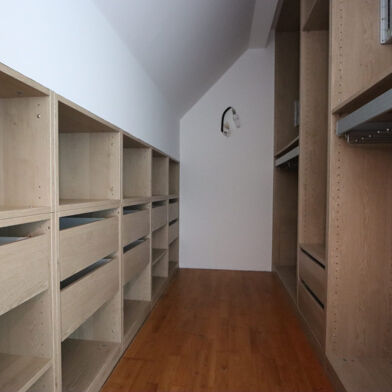 Maison 9 pièces 676500 €