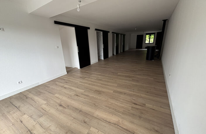 Maison de ville rénovée à Saint Pol sur Ternoise — photo 4