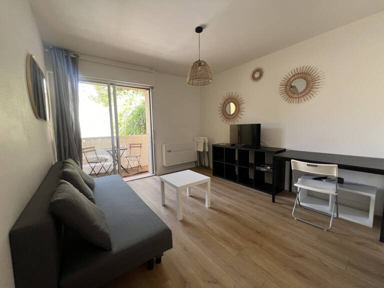 MONTEPLLIER ARCEAUX STUDIO MEUBLE 20 M2 AVEC BALCON — photo 1