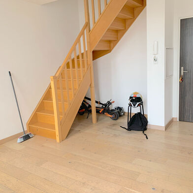 Appartement 3 pièces 930 €