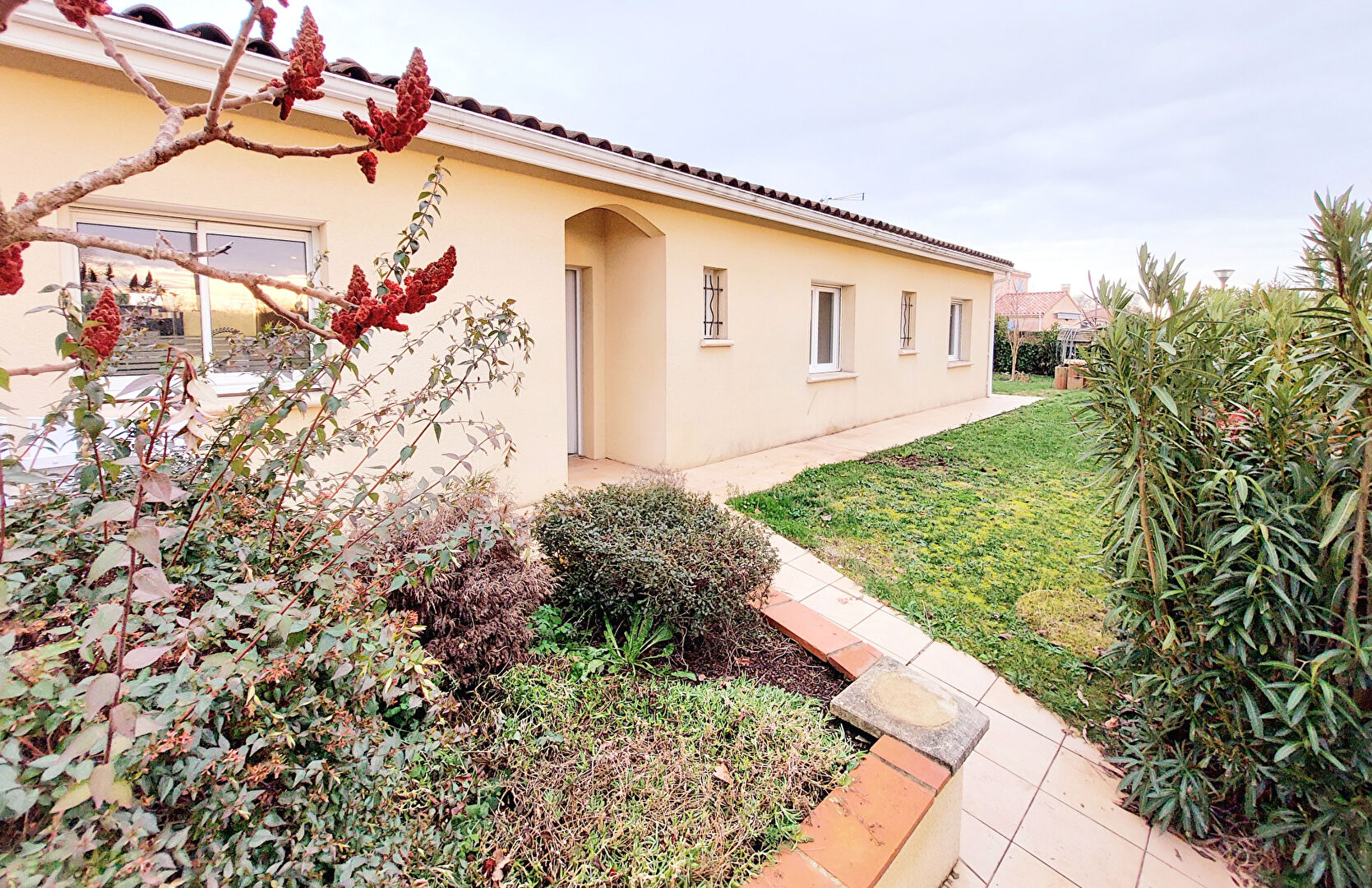 Villa / Maison  T5 à vendre Gaillac 81600