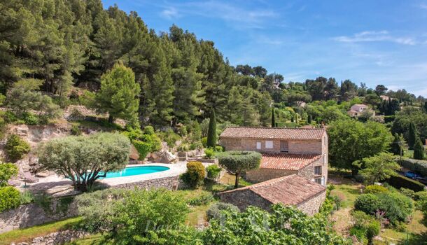 Villa / Maison 8 pièces  à vendre Beausset (Le) 83330