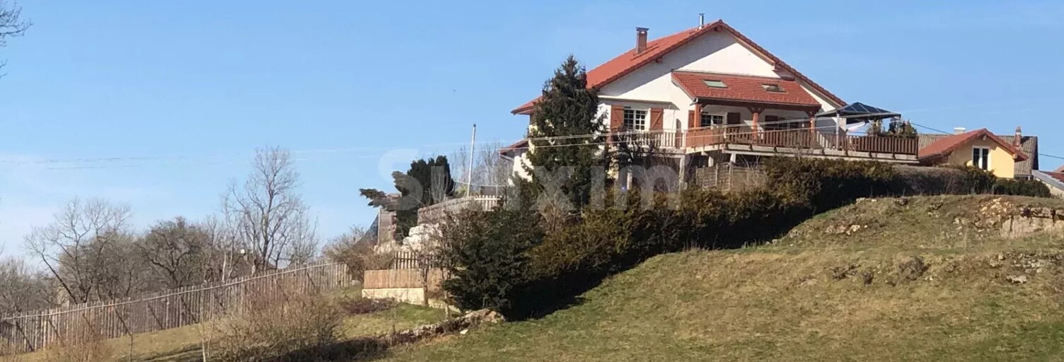 Maison 8 Pièces 231 m² à vendre à Clairvaux-les-Lacs (39130)