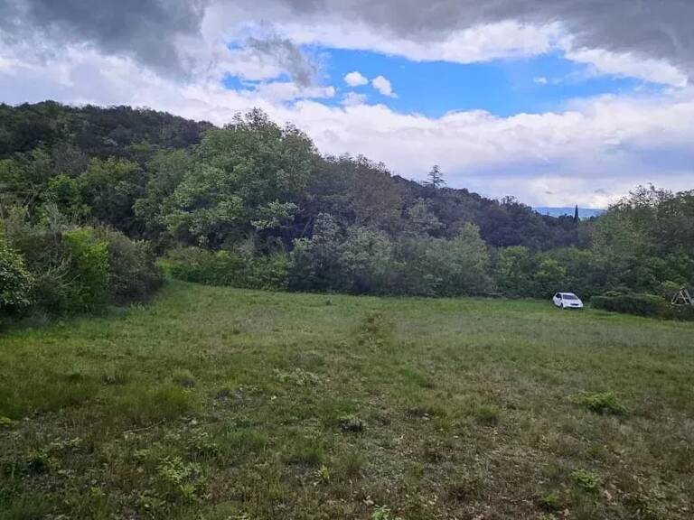 Terrain à bâtir à Cailhau - 2098 m² de potentiel — photo 1