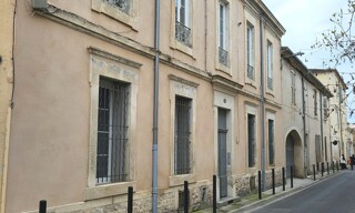 Immeuble  360 m² à vendre à Nîmes (30000)