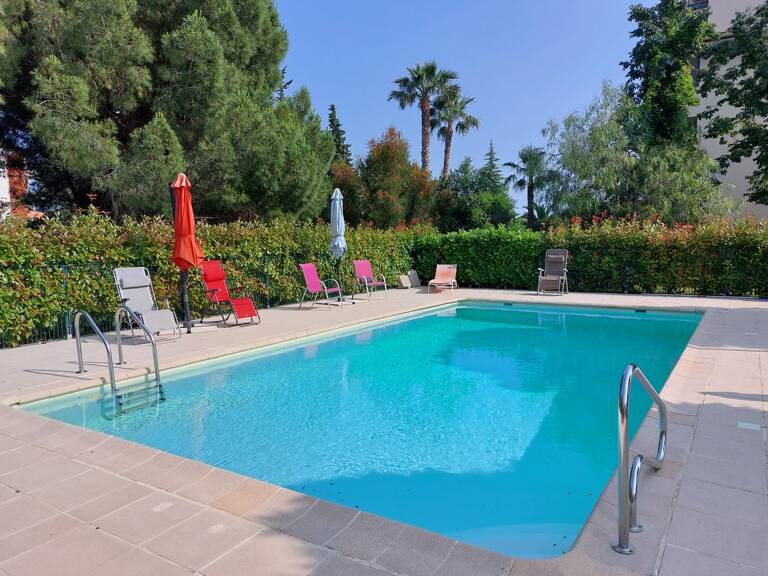 Fréjus T2 parking proche toutes commodités piscine — photo 1