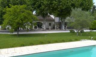 Maison  630 m² à vendre à Cabannes (13440)