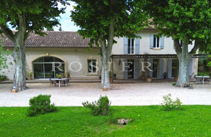 Entre Saint Rémy de Provence et l'Isle sur la Sorgue, propriété — photo 2