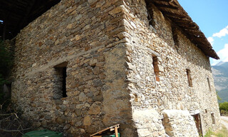 Maison  340 m² à vendre à Châteauroux-les-Alpes (05380)