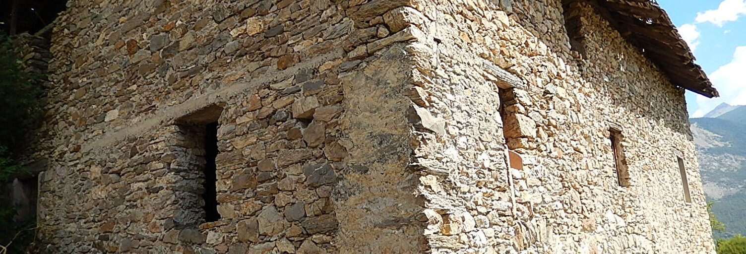 Maison  340 m² à vendre à Châteauroux-les-Alpes (05380)