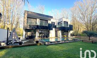 Maison 6 Pièces 237 m² à vendre à Cambes (33880)