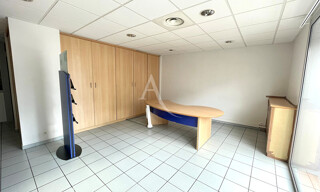 Commerce  69 m² à louer à L'Isle-Jourdain (32600)