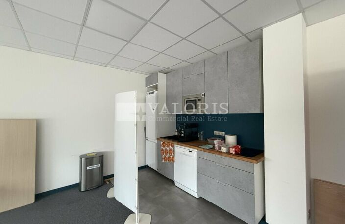 BUREAUX à LOUER — photo 5
