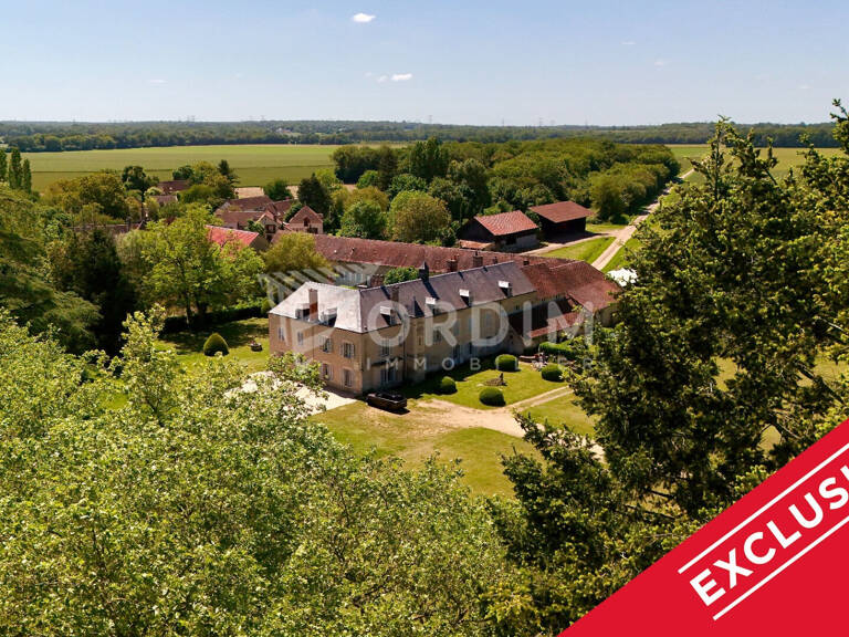 Magnifique Manoir au coeur d'un domaine boisé de 27ha — photo 1